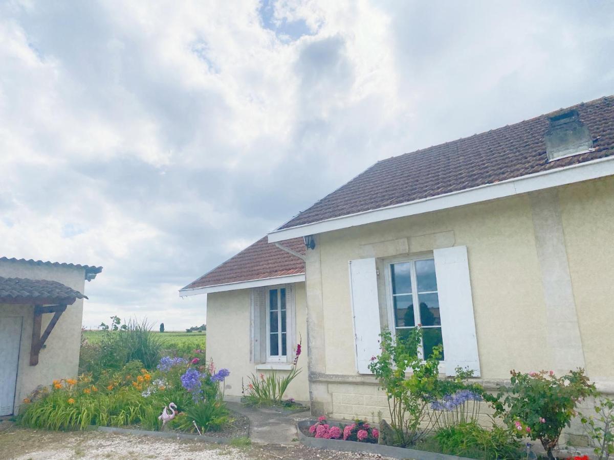 Maison De Vacance Vignobles Fabris Saint-Emilion Exterior photo